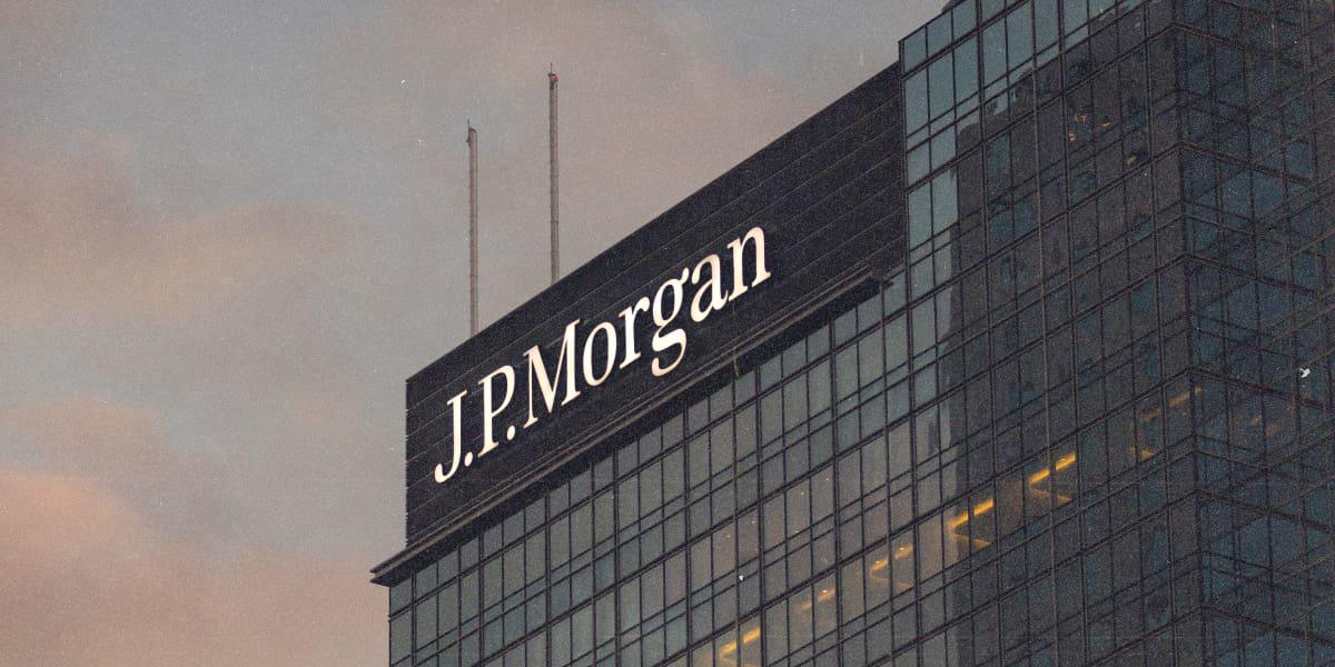 JPMorgan Chase introduces an in-house AI chatbot, described as capable of performing research analyst tasks.
Image Source: Trading View