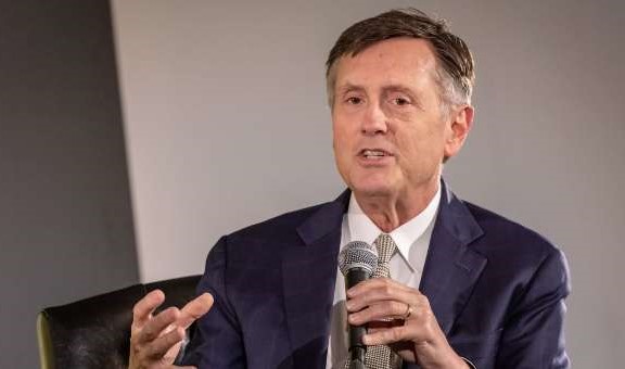 Fed Clarida is presenting his point view of taper and inflation