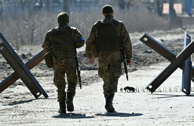 俄乌第五轮谈判获重大进展：乌放弃加入军事联盟，俄大幅减少在乌两地军事行动 